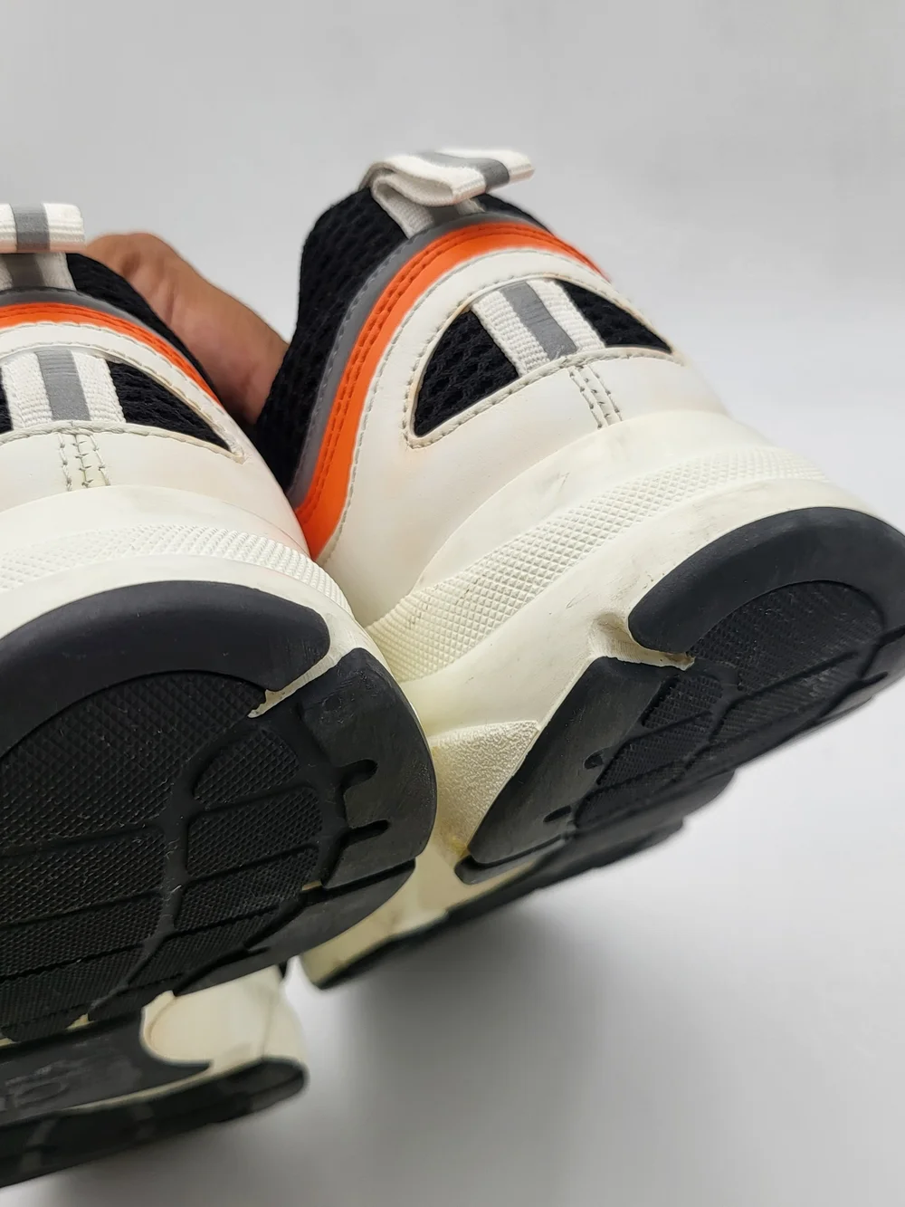 Christian Dior B22 'Orange White'  EU M 40..